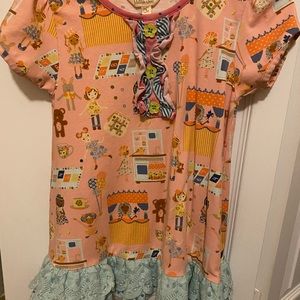 Matilda Jane Puppet Show Top